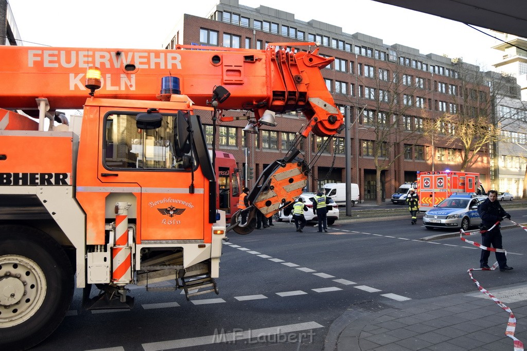 VU PKW Strab Koeln Mitte Pipinenstr Hohestr P128.JPG - Miklos Laubert